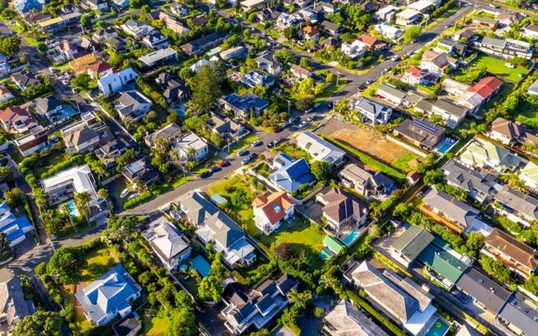 Bất động sản thế giới lẫn Việt Nam tăng giá mạnh trước lạm phát